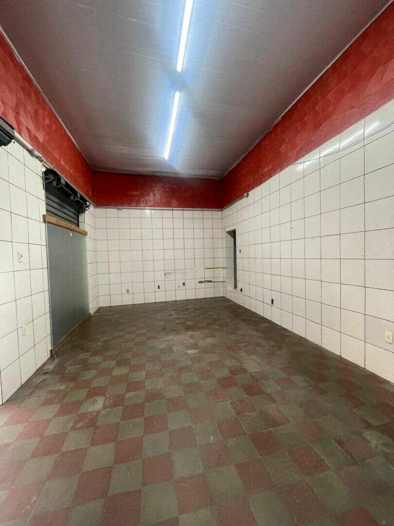 Salão para aluguel no Jardim Beatriz: 