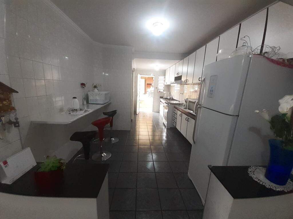 Sobrado à venda no Conjunto Habitacional São Silvério: 