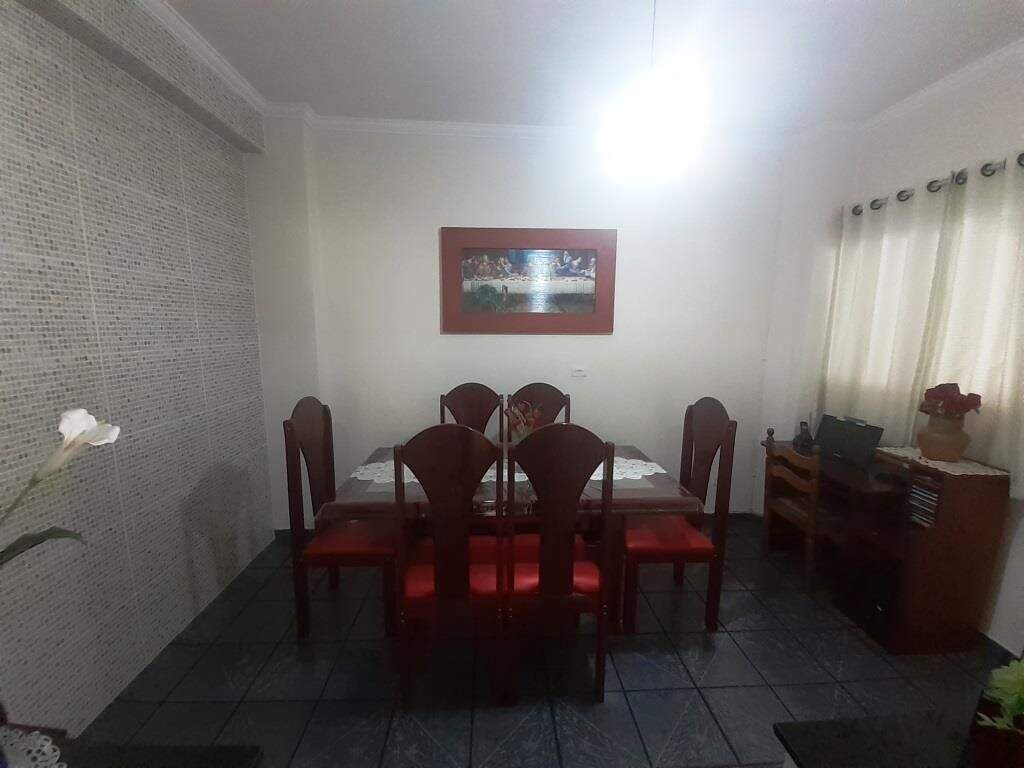 Sobrado à venda no Conjunto Habitacional São Silvério: 