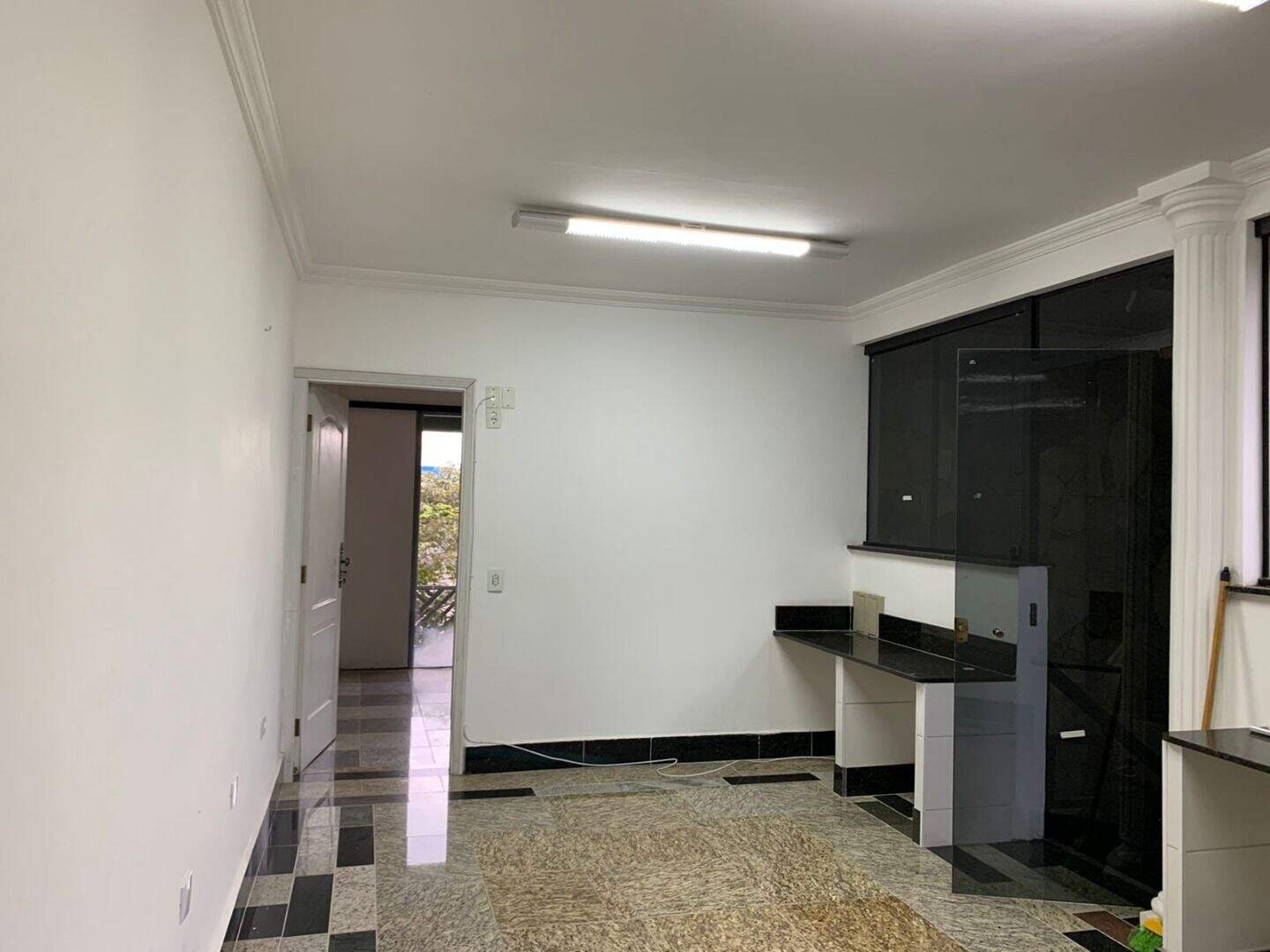 Sobrado à venda no Planalto: 