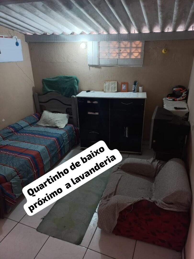 Sobrado à venda no Jardim Calux: 