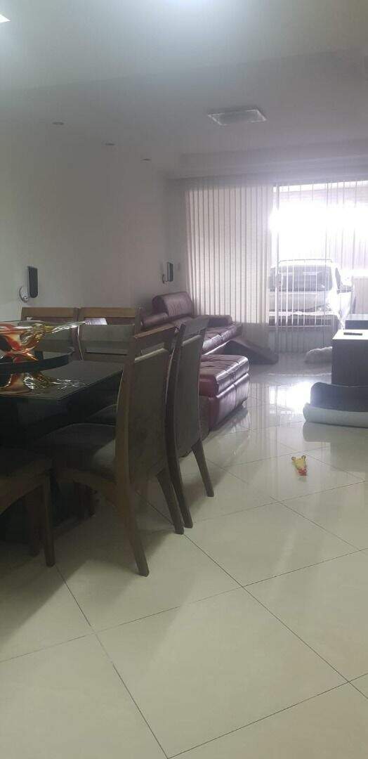 Sobrado à venda no Vila Danúbio: 