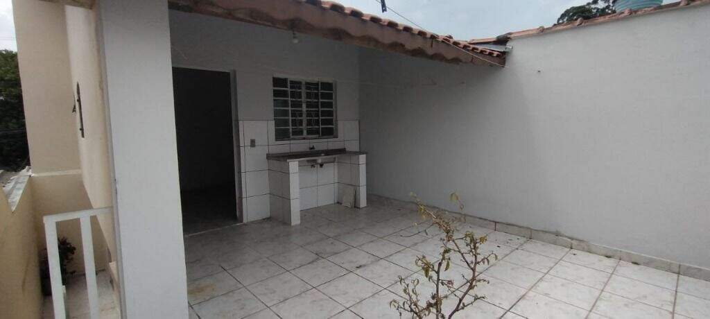Sobrado à venda no Alves Dias: 