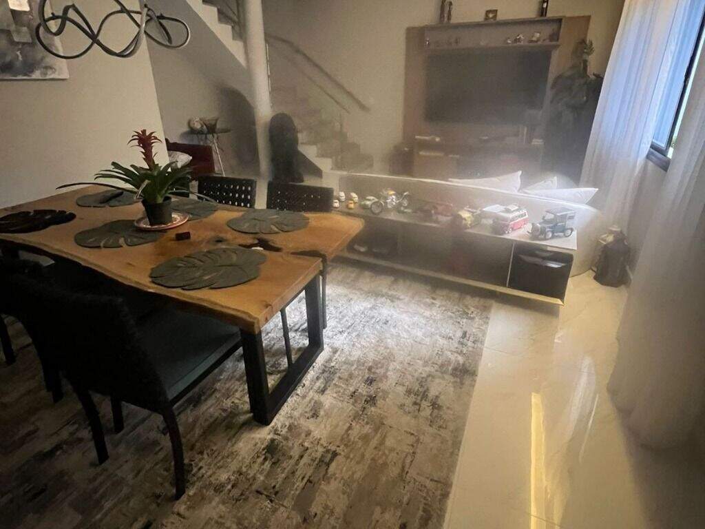 Sobrado à venda no VILA ROSA: 