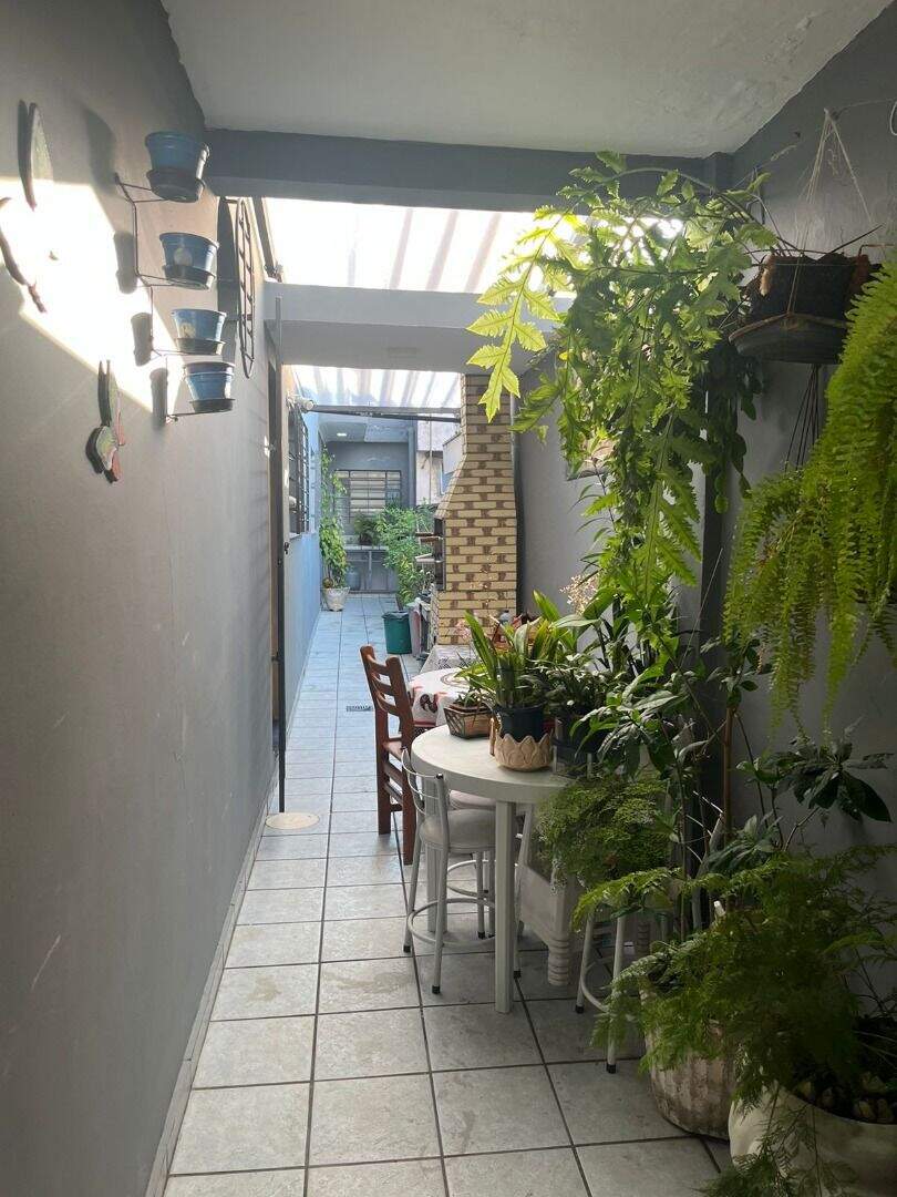 Sobrado à venda no Baeta Neves: 