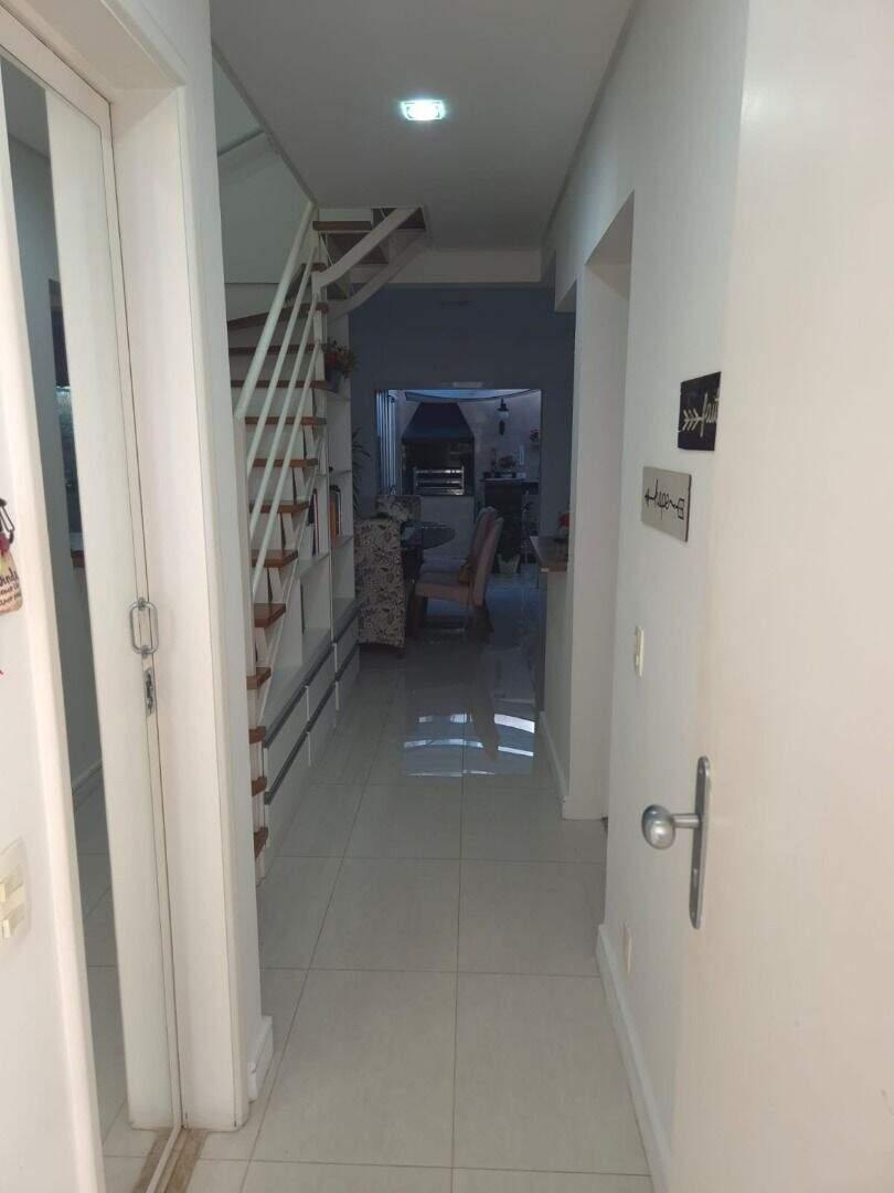Sobrado à venda no Demarchi: 