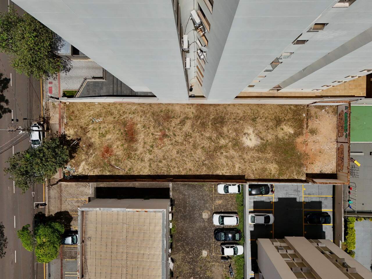 Lote à venda no Centro: 