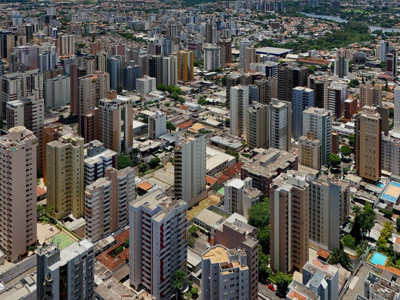 Lote à venda no Centro: 