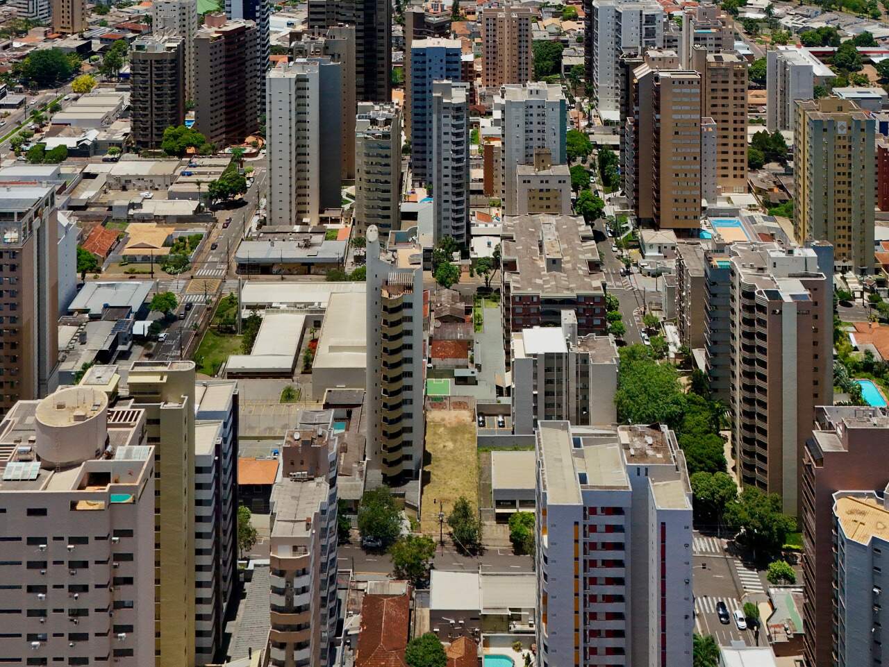 Lote à venda no Centro: 