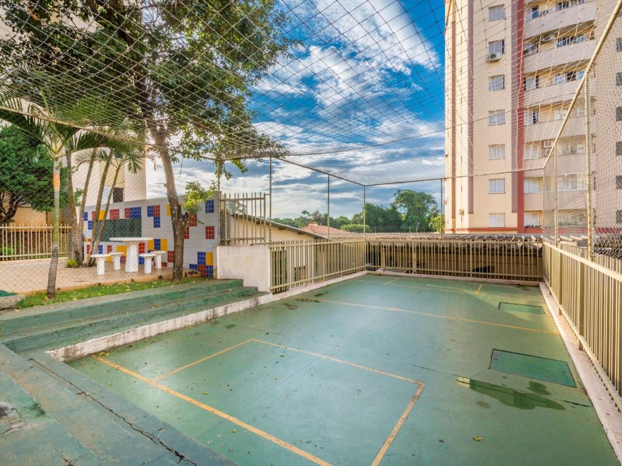 Apartamento à venda no Gleba Fazenda Palhano: 