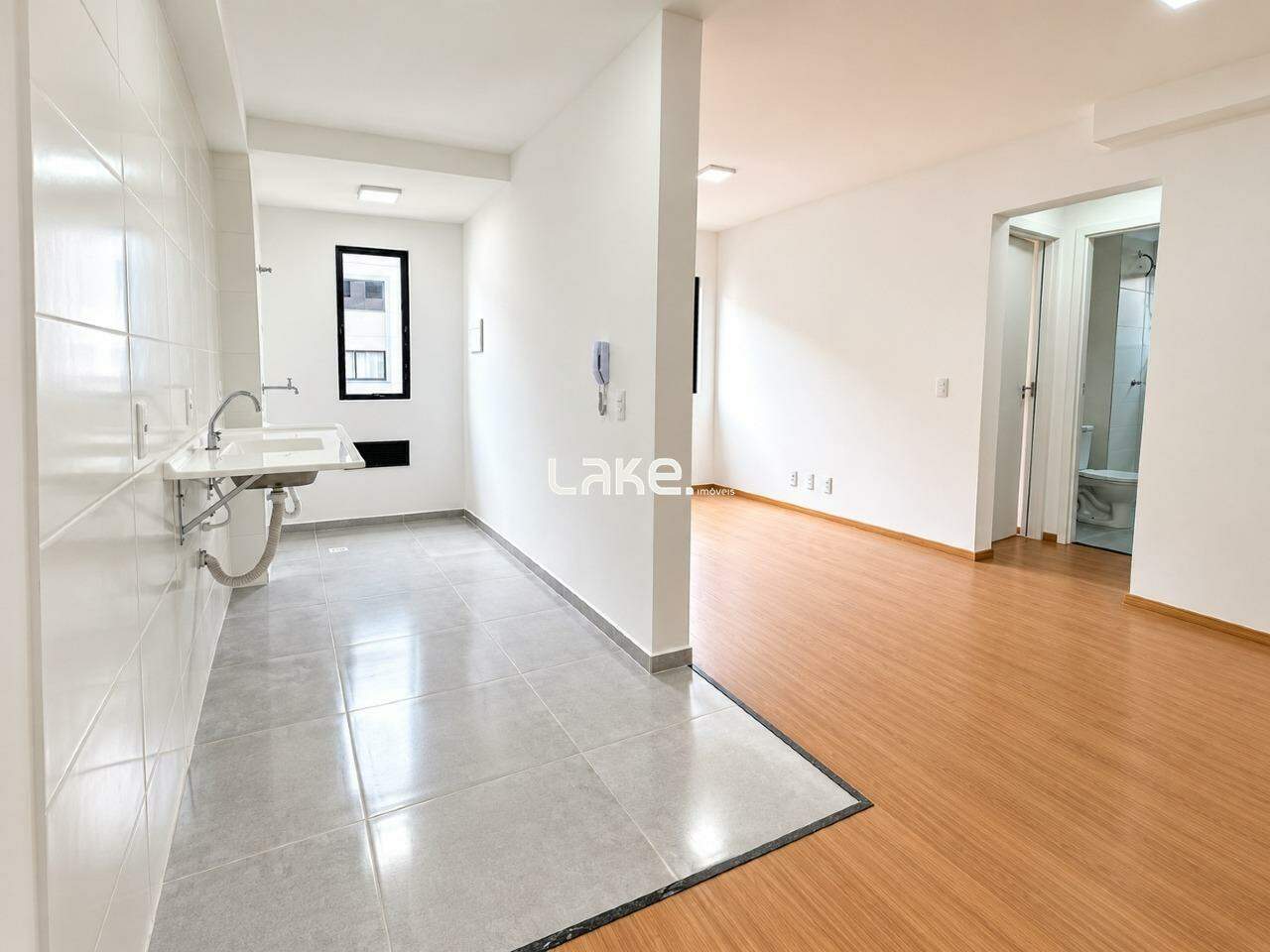 Apartamento à venda no Jardim Maria Celina: 