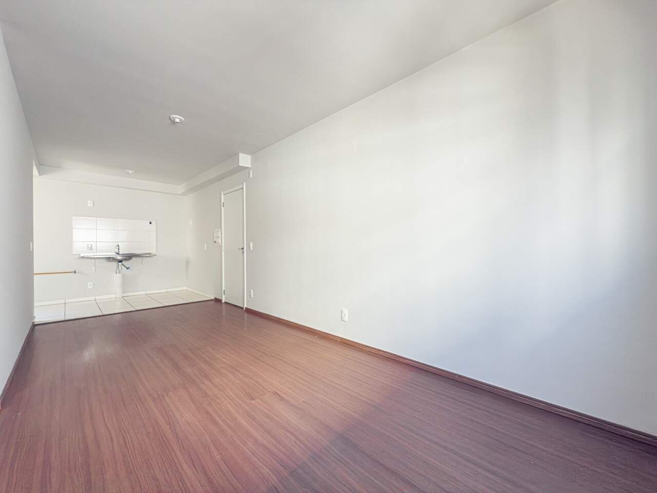 Apartamento à venda no Colinas: 