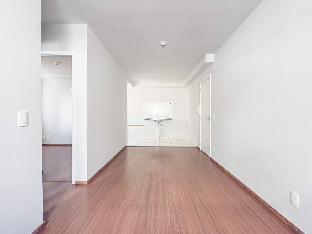 Apartamento à venda no Colinas: 