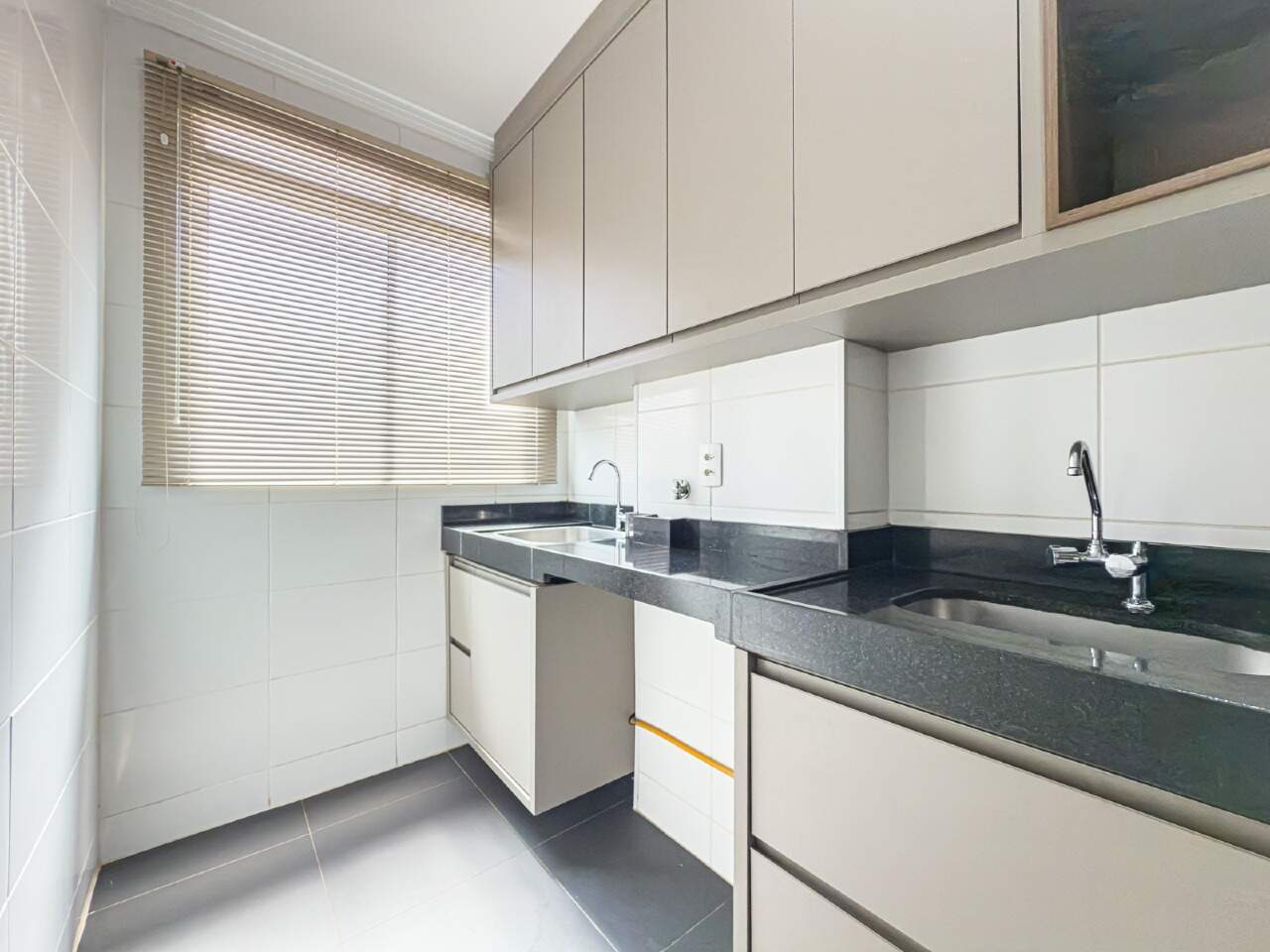 Apartamento à venda no Cidade Industrial 2: 