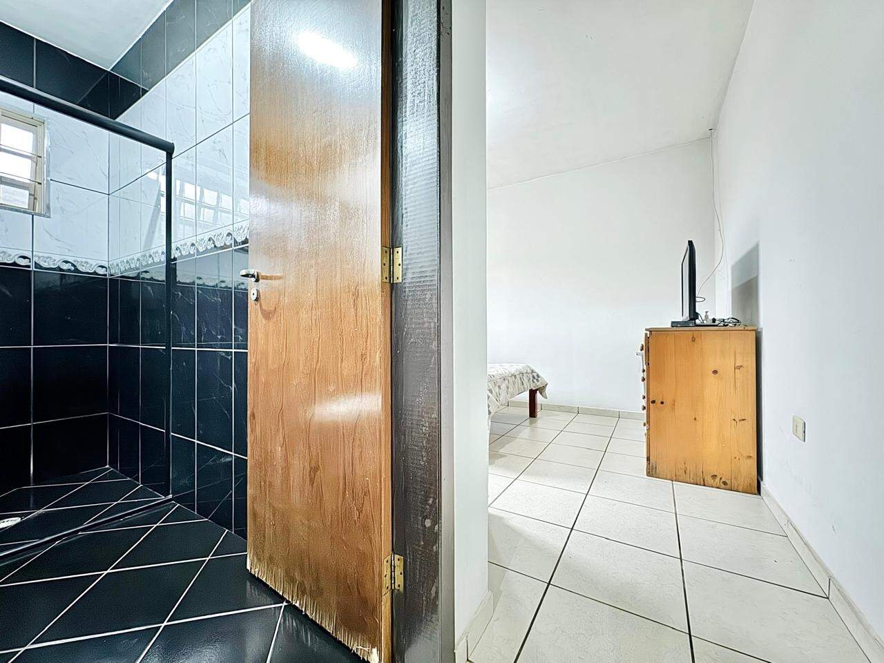 Casa à venda no Jardim Tropical: 