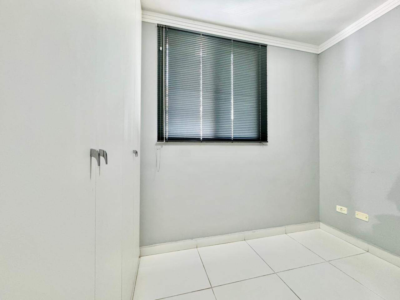 Apartamento à venda no Gleba Fazenda Palhano: 
