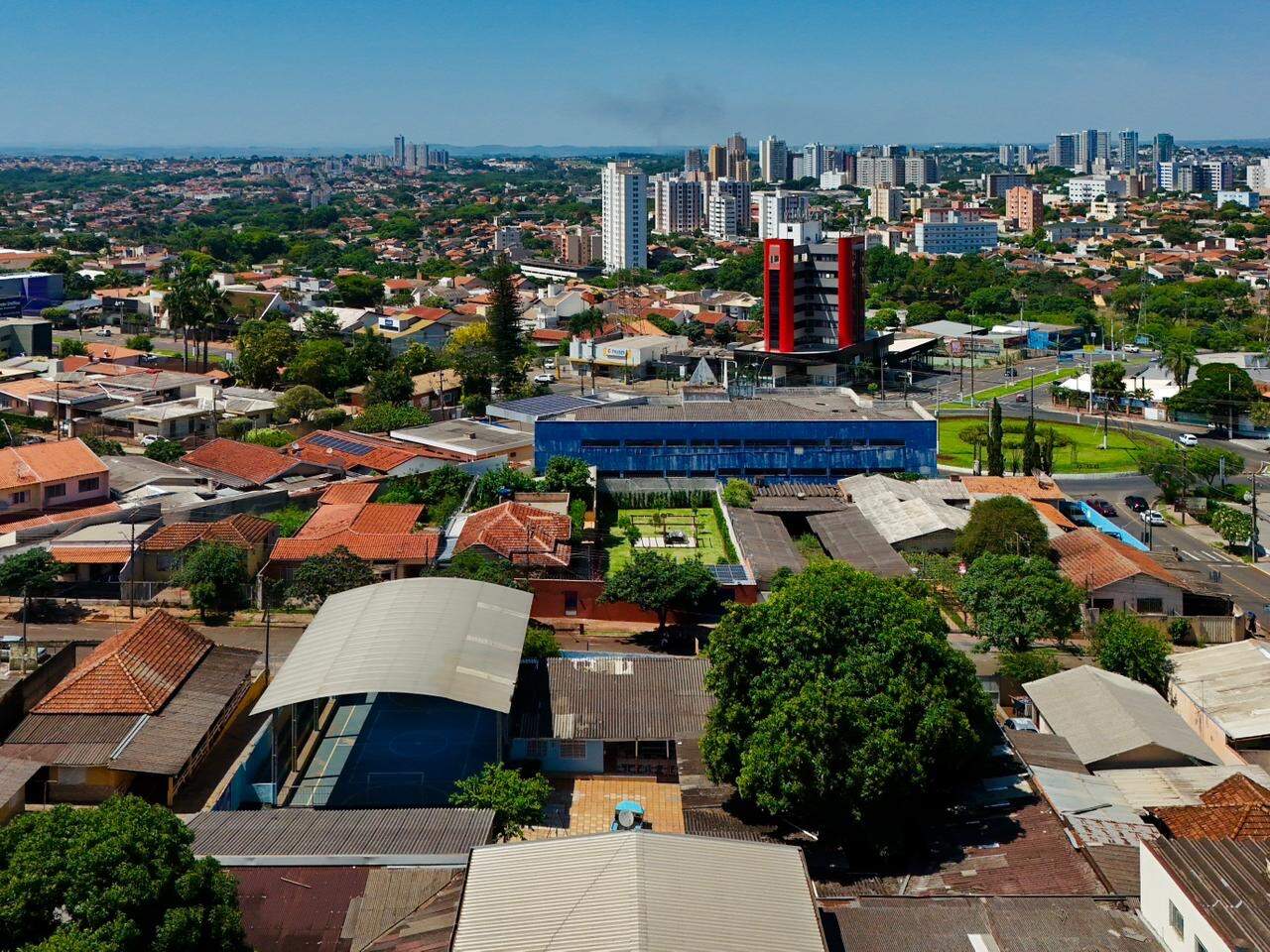 Lote à venda no Vila Siam: 