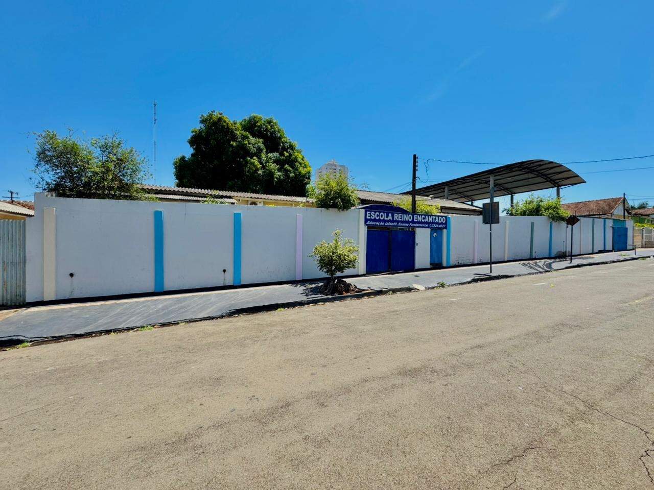 Lote à venda no Vila Siam: 