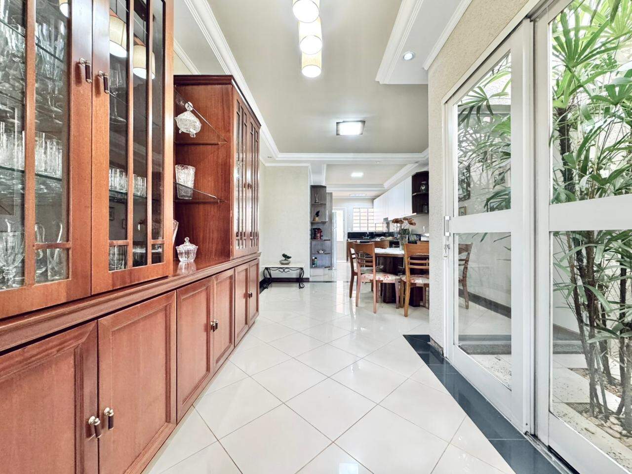 Casa à venda no Aragarça: 