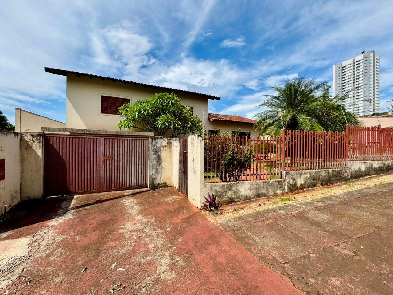 Casa à venda no Jardim Santos Paulo: 