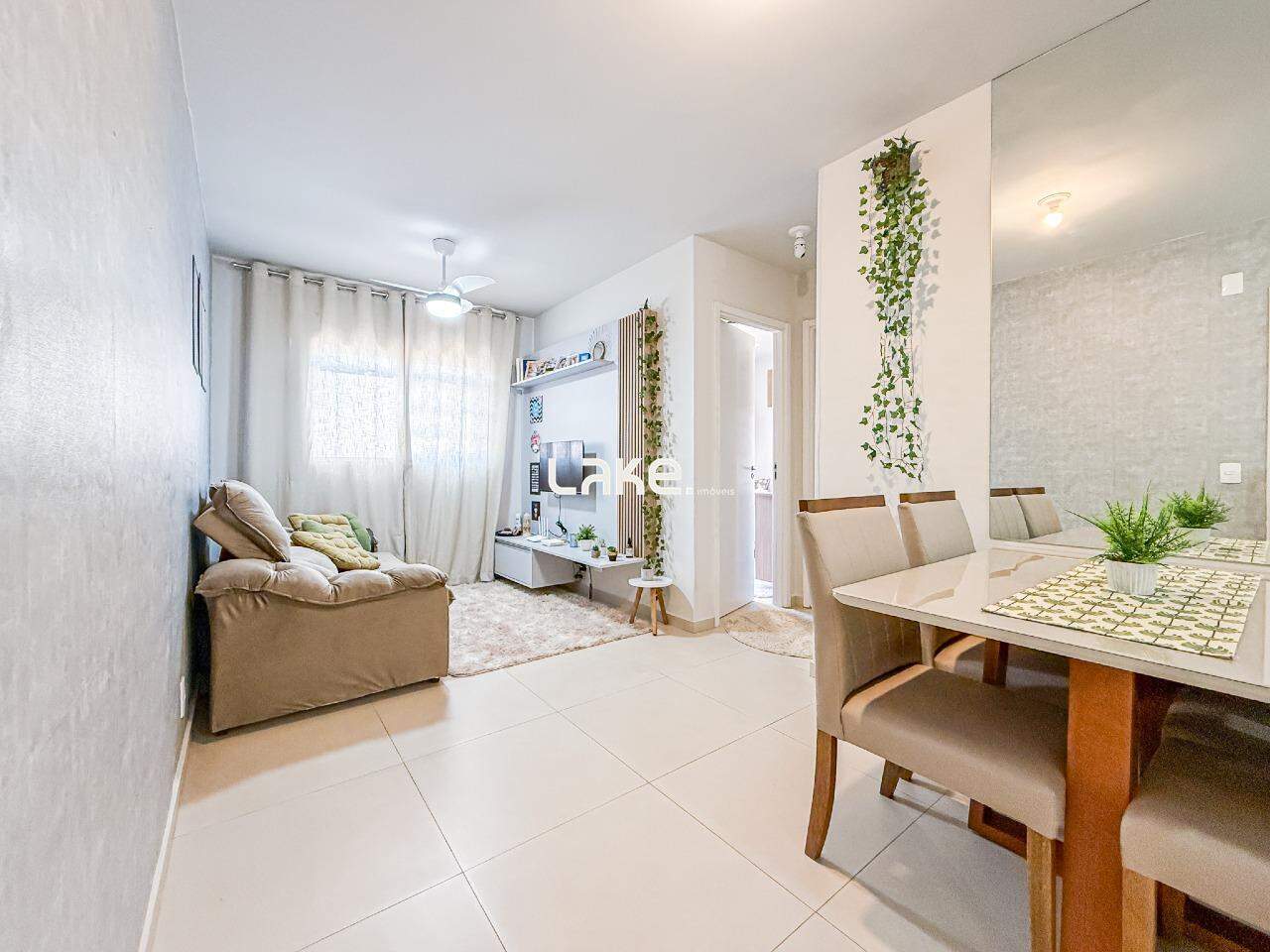 Apartamento à venda no Colinas: 