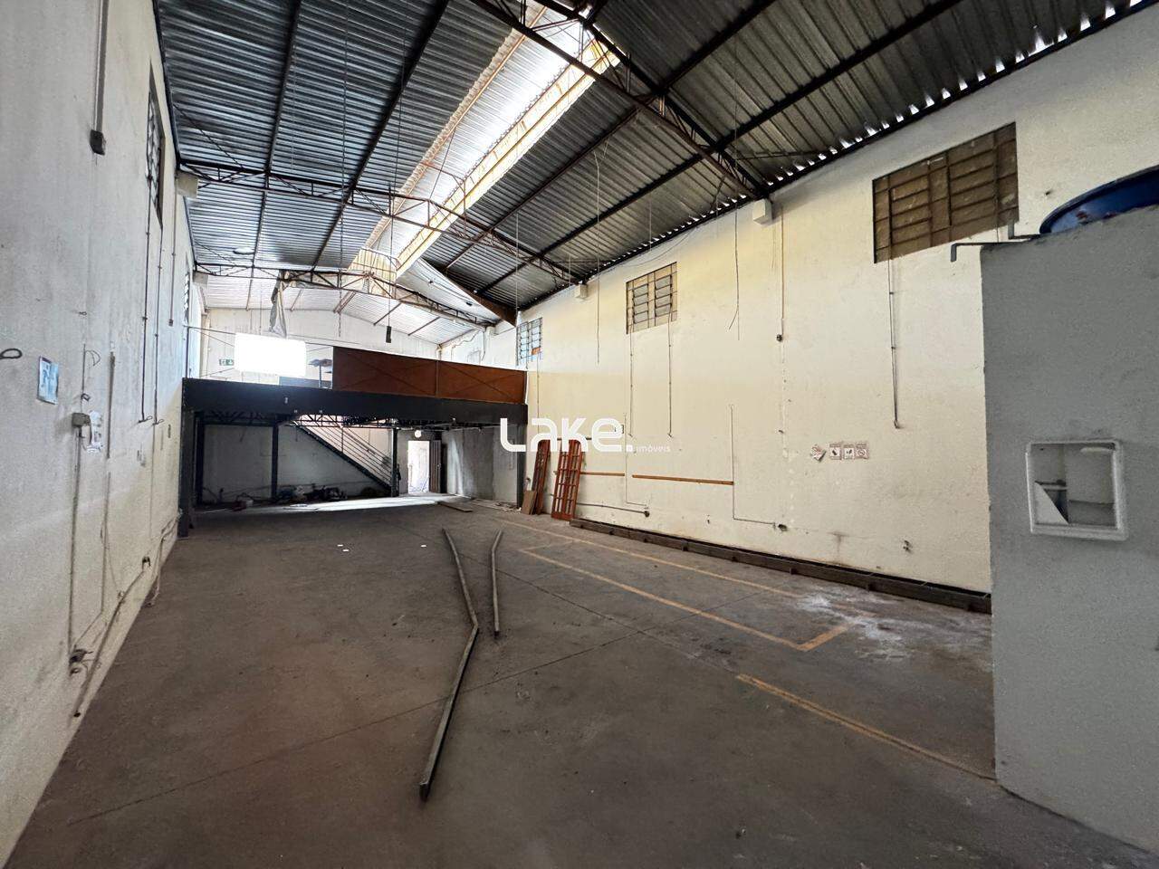 Galpão à venda no Rodocentro: 