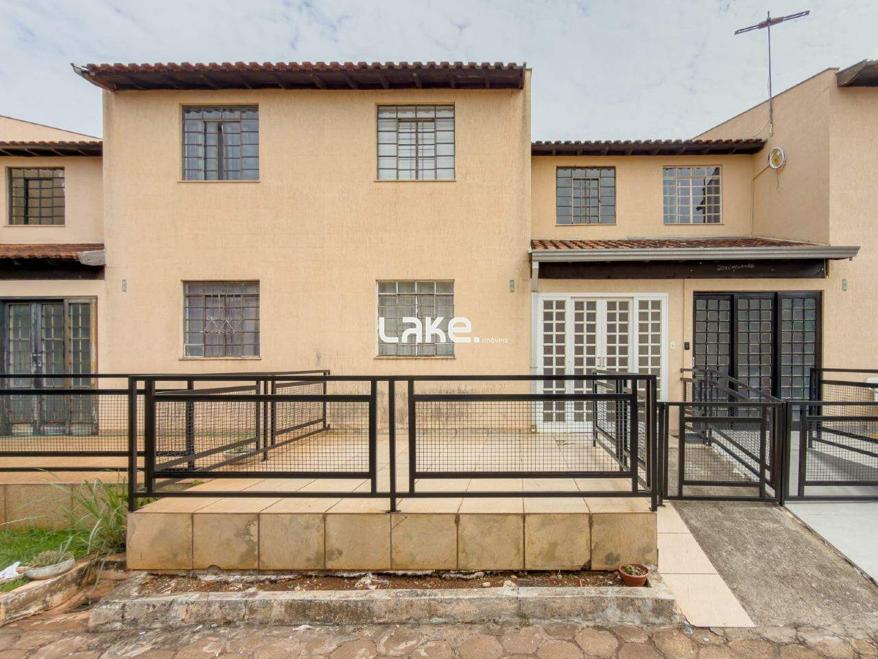 Casa à venda no Jardim Tókio: 