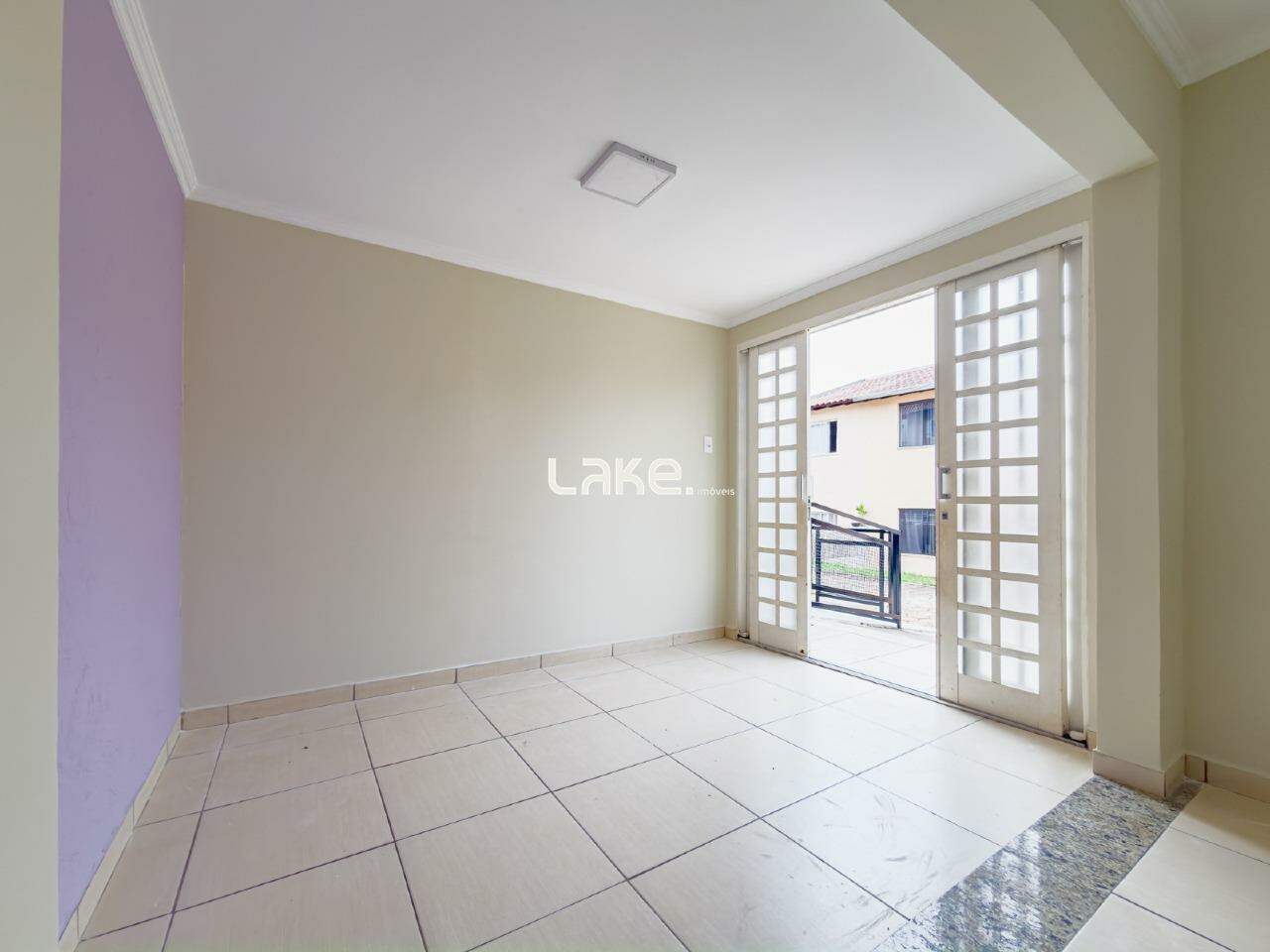 Casa à venda no Jardim Tókio: 