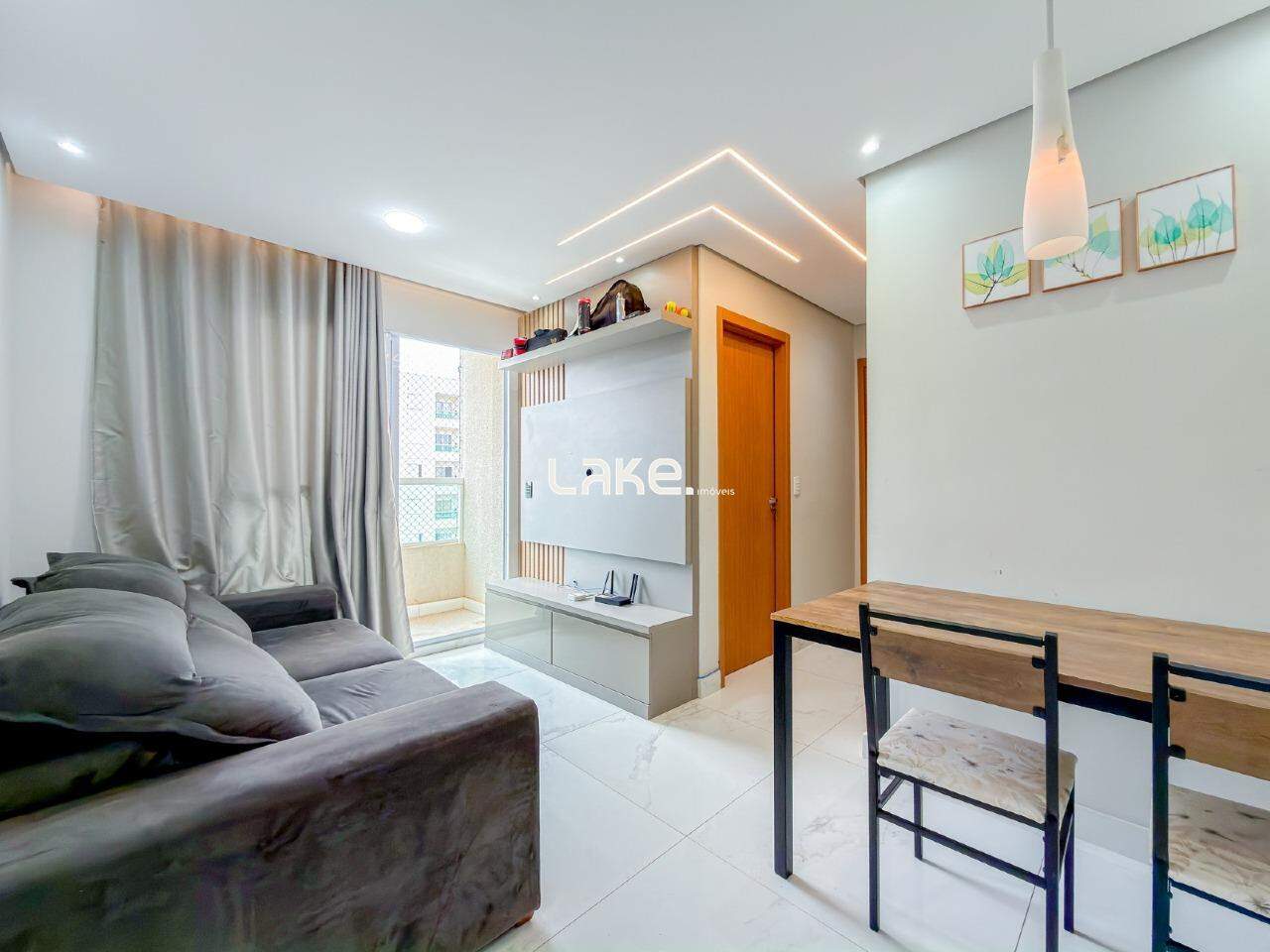 Apartamento à venda no Cidade Industrial 2: 