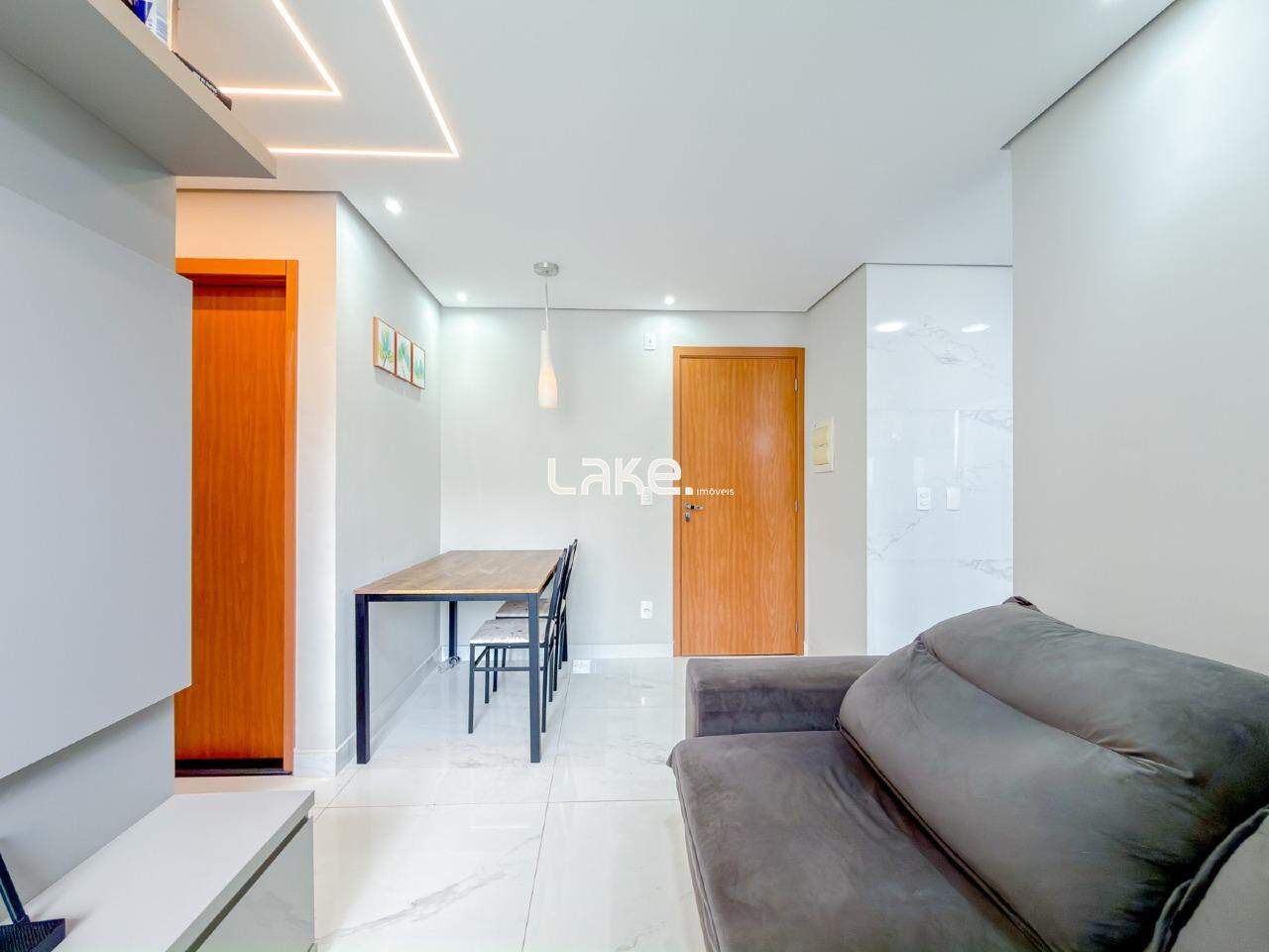 Apartamento à venda no Cidade Industrial 2: 