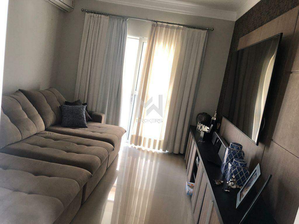 Casa em Condomínio à venda no Cachoeira: 