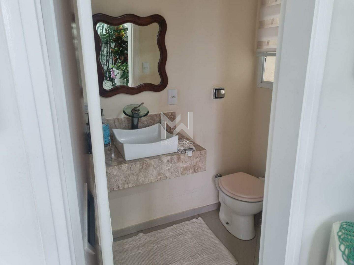 Casa em Condomínio à venda no Condomínio Villagio di Verona: lavabo