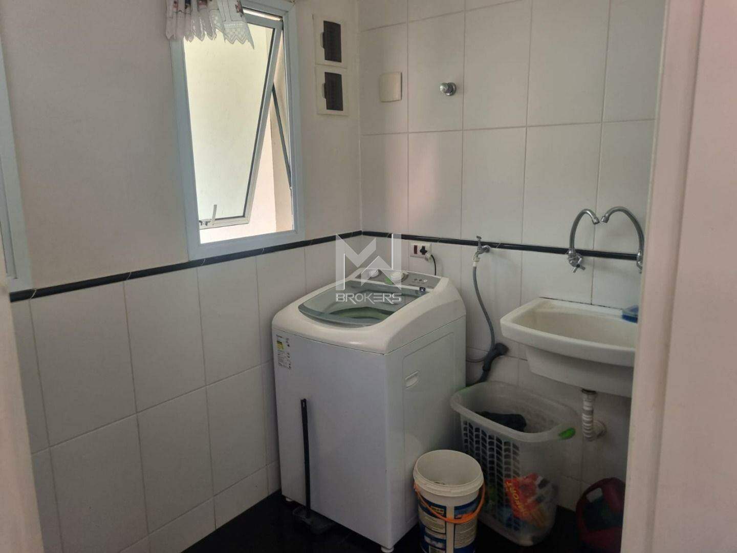 Casa em Condomínio à venda no Condomínio Villagio di Verona: área de serviços