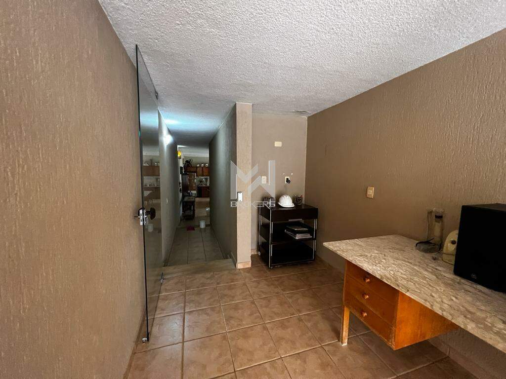 Casa em Condomínio à venda no Condomínio Marambaia: 