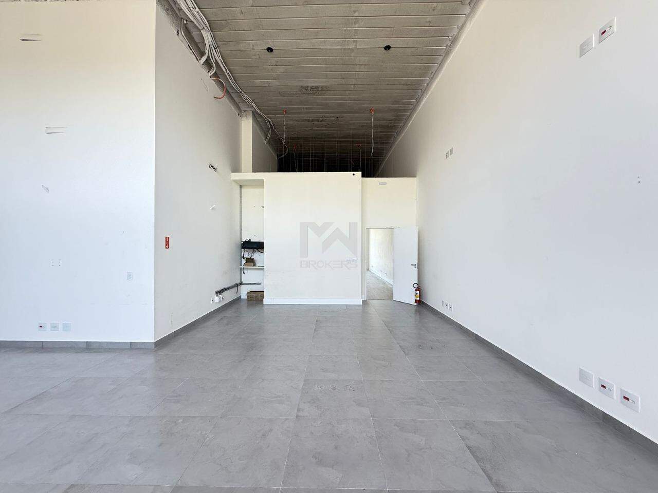 Salão Comercial para aluguel no Jardim Paiquerê: salão