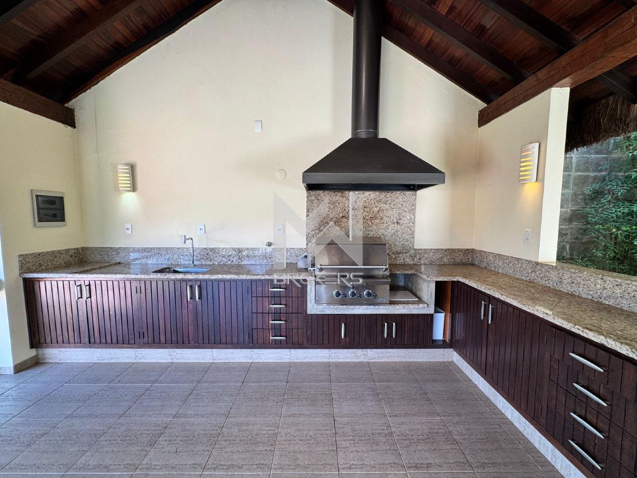 Casa para aluguel no Condomínio Marambaia: área gourmet