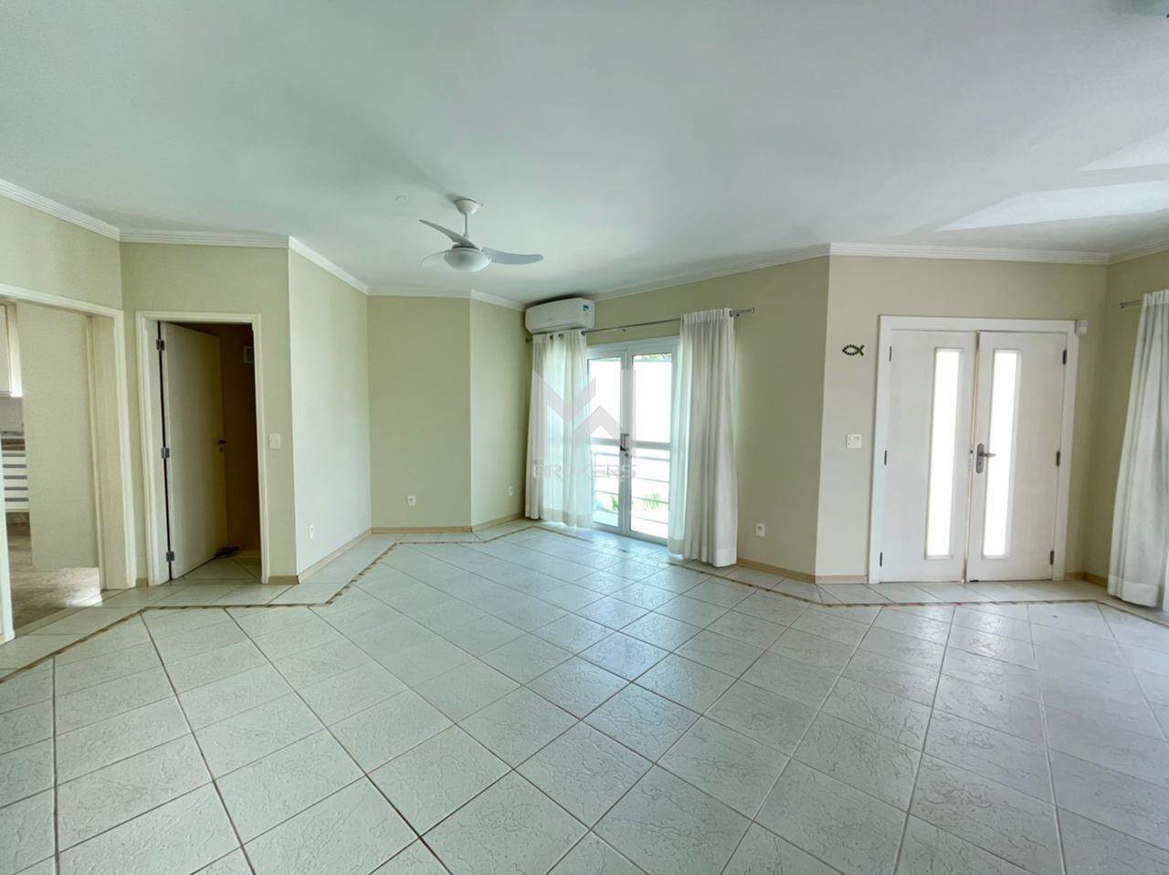 Casa em Condomínio à venda no Condomínio Marambaia: 