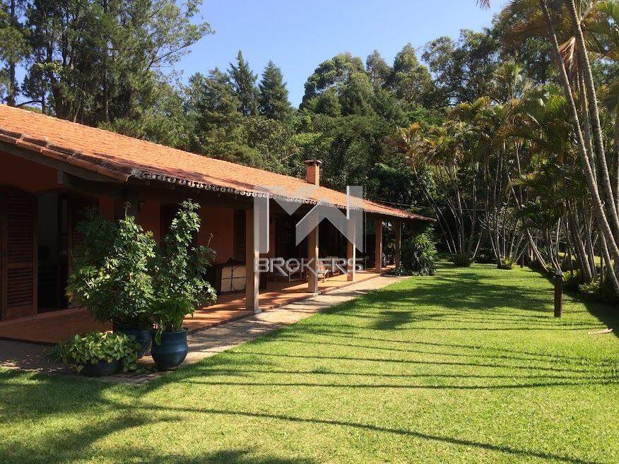 Casa em Condomínio à venda no Caixa D´água: quintal gramado