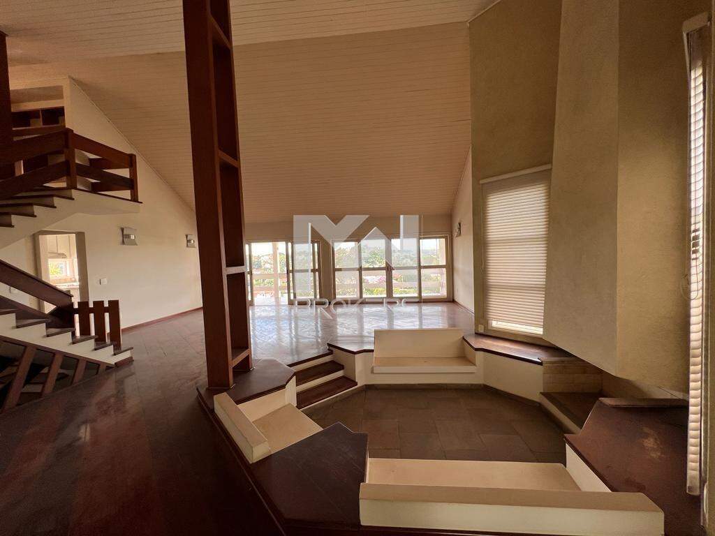 Casa em Condomínio à venda no Condomínio Marambaia: sala de estar