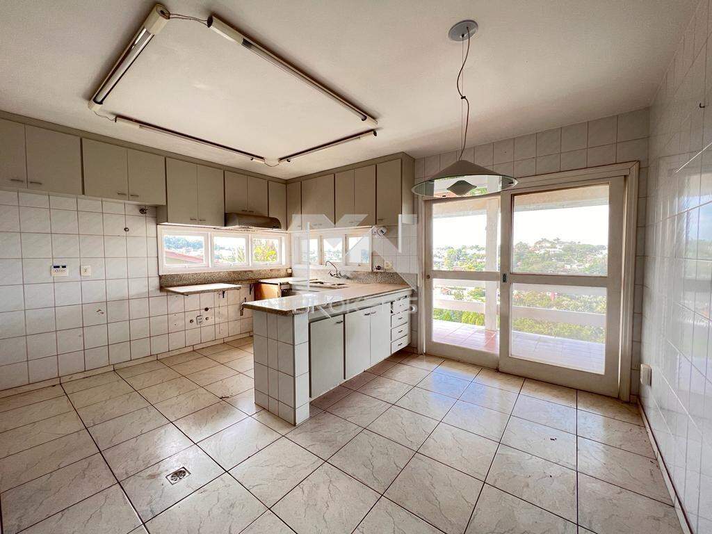 Casa em Condomínio à venda no Condomínio Marambaia: cozinha com copa