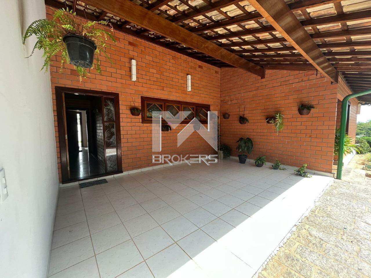 Casa em Condomínio à venda no Condomínio Marambaia: garagem