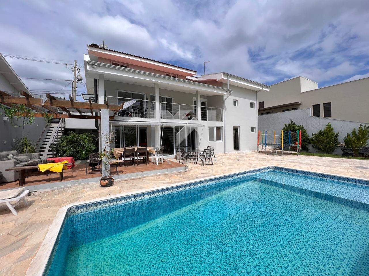 Casa em Condomínio à venda no Condomínio Marambaia: fachada dos fundos