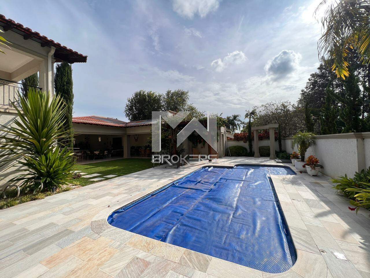 Casa em Condomínio à venda no Condomínio Marambaia: piscina