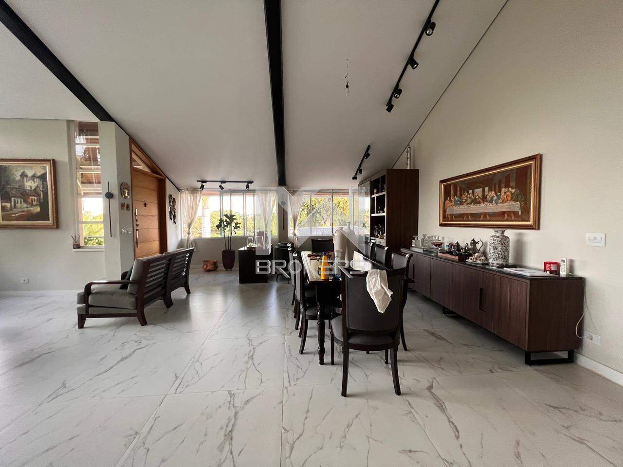 Casa em Condomínio à venda no Condomínio Marambaia: estar