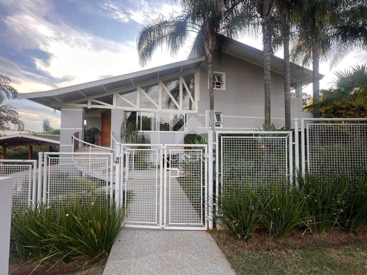 Casa em Condomínio à venda no Condomínio Marambaia: fachada