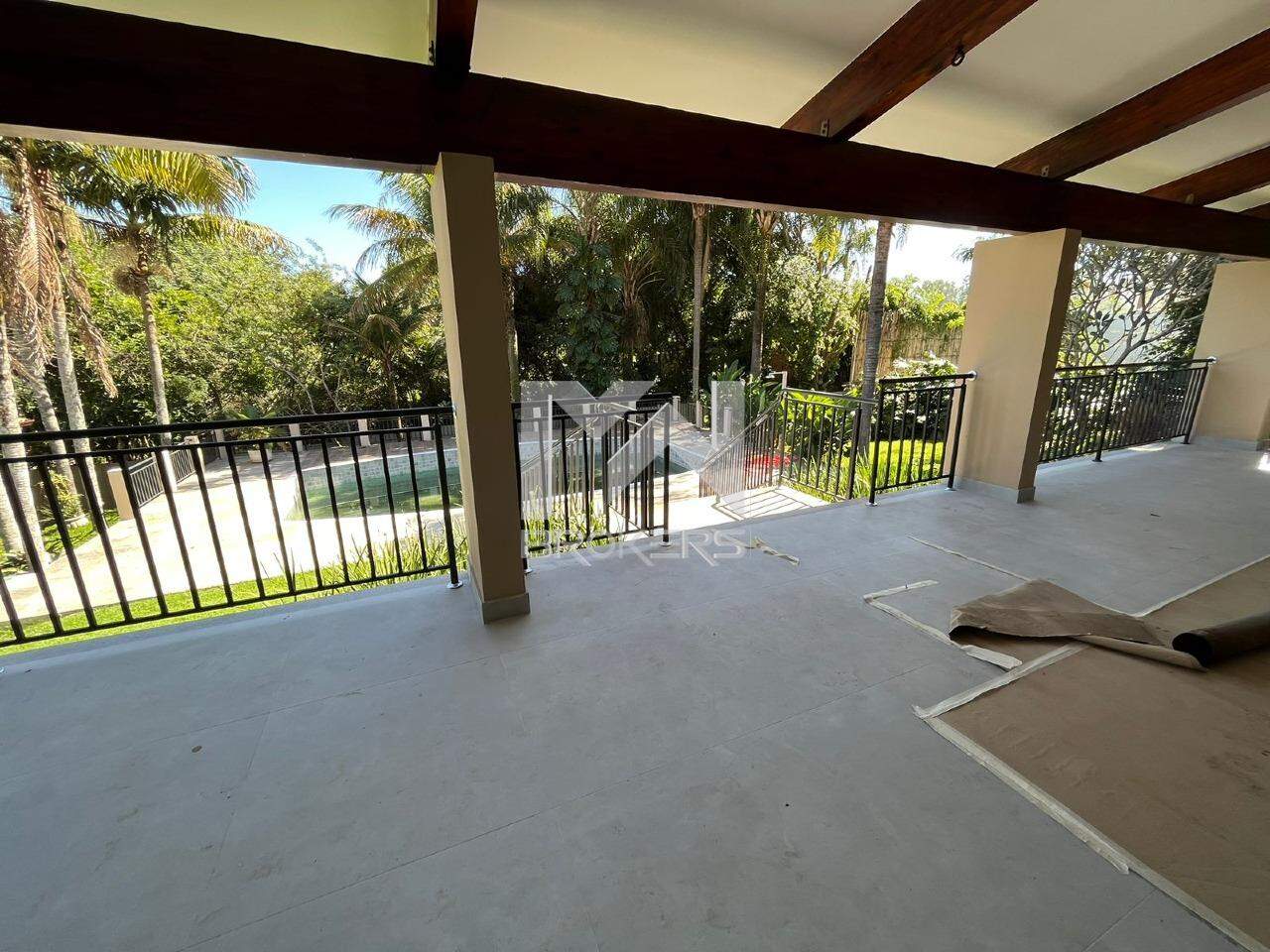 Casa em Condomínio à venda no Condomínio Marambaia: varanda com vista