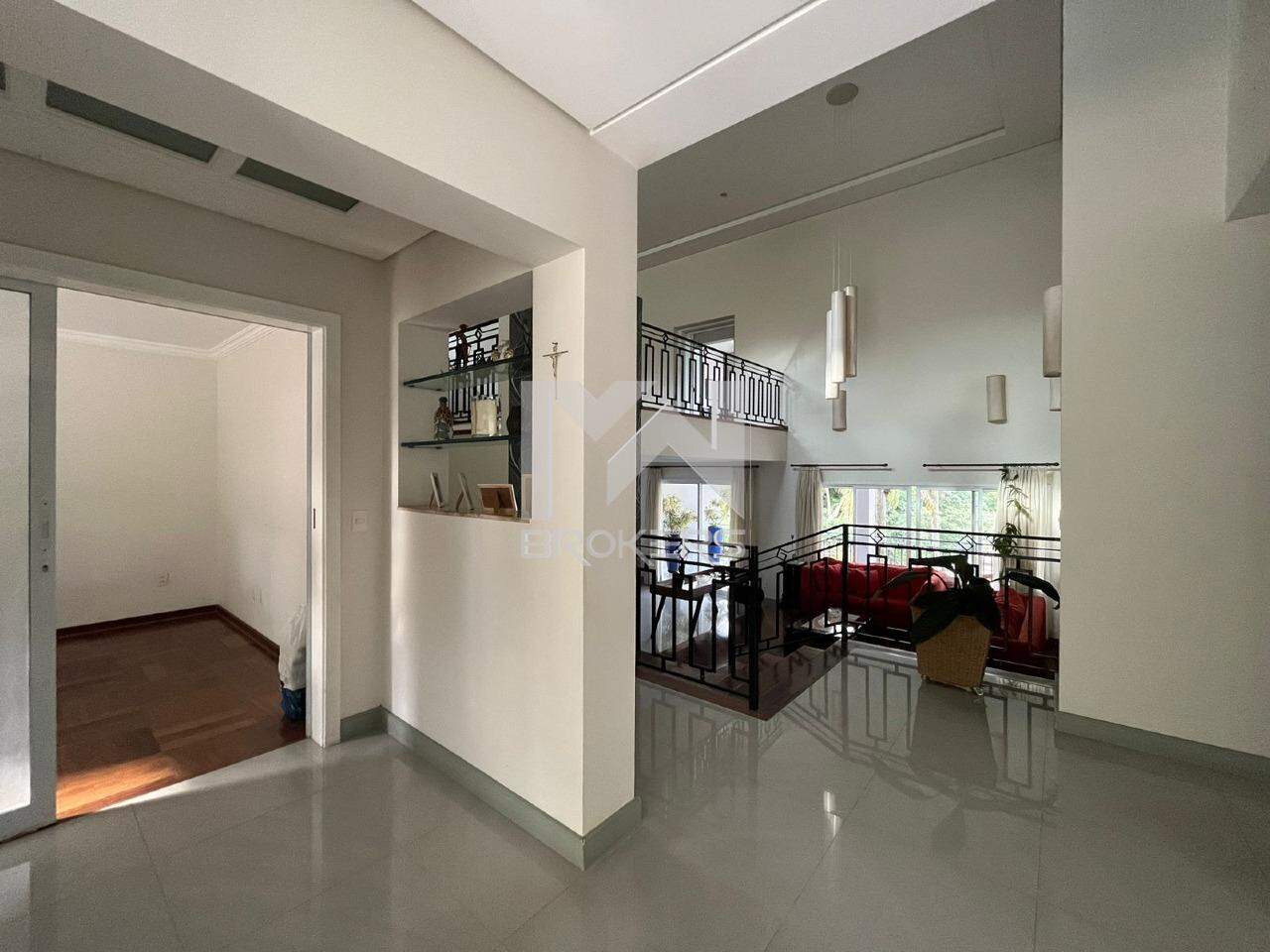 Casa em Condomínio à venda no Condomínio Marambaia: hall