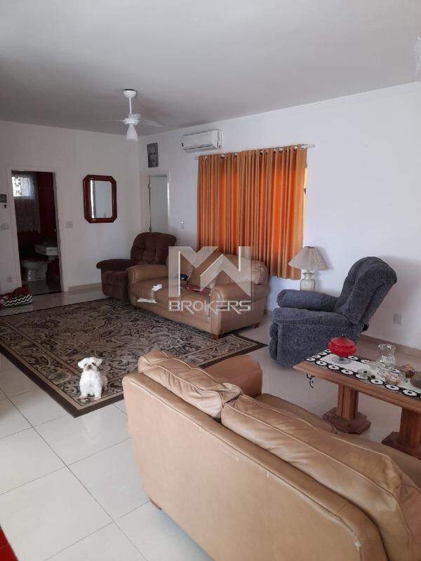 Casa em Condomínio à venda no Marambaia: sala de estar