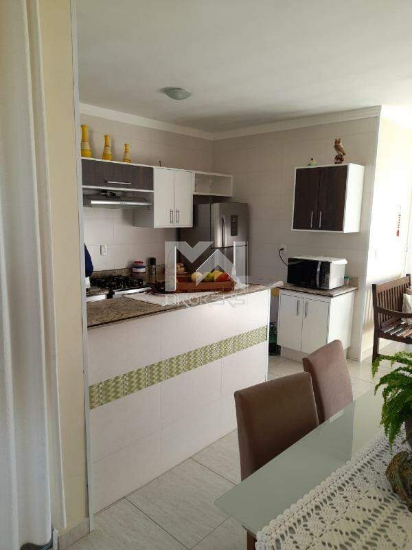 Casa em Condomínio à venda no Marambaia: salas e cozinha integradas