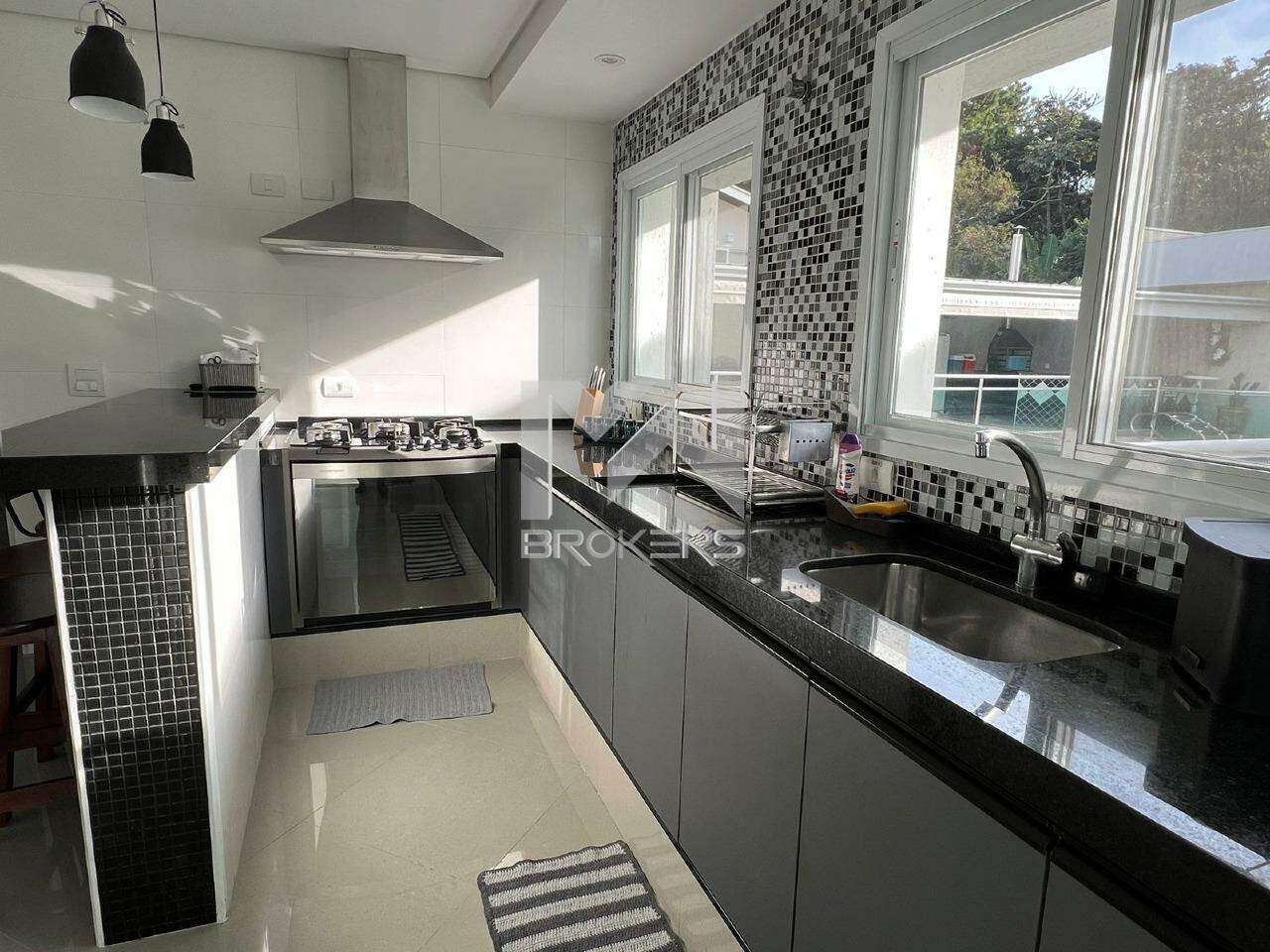 Casa em Condomínio à venda no Condomínio Vista Alegre: cozinha